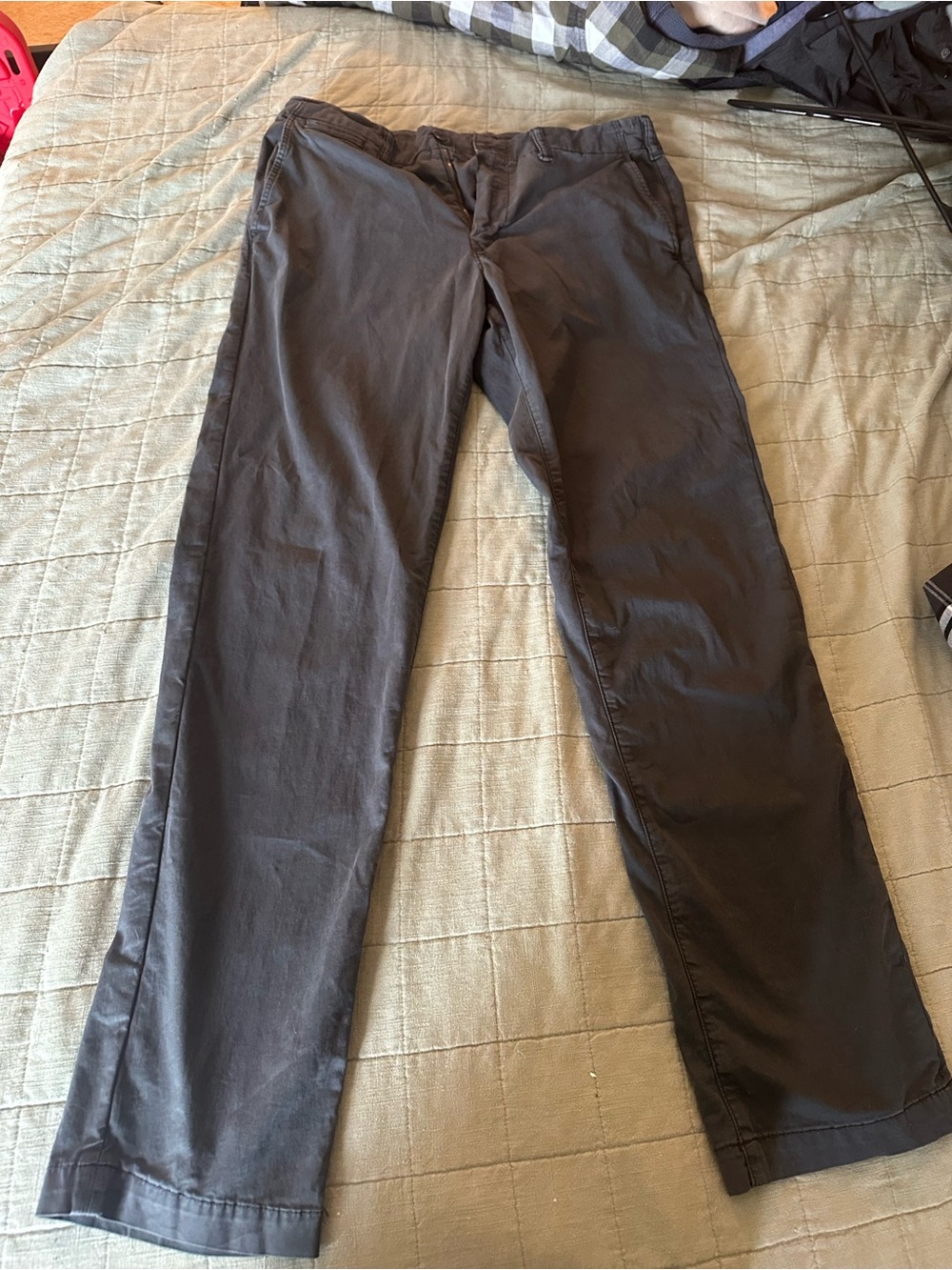 American Eagle Outfitters Men's Dark Gray Chinos
